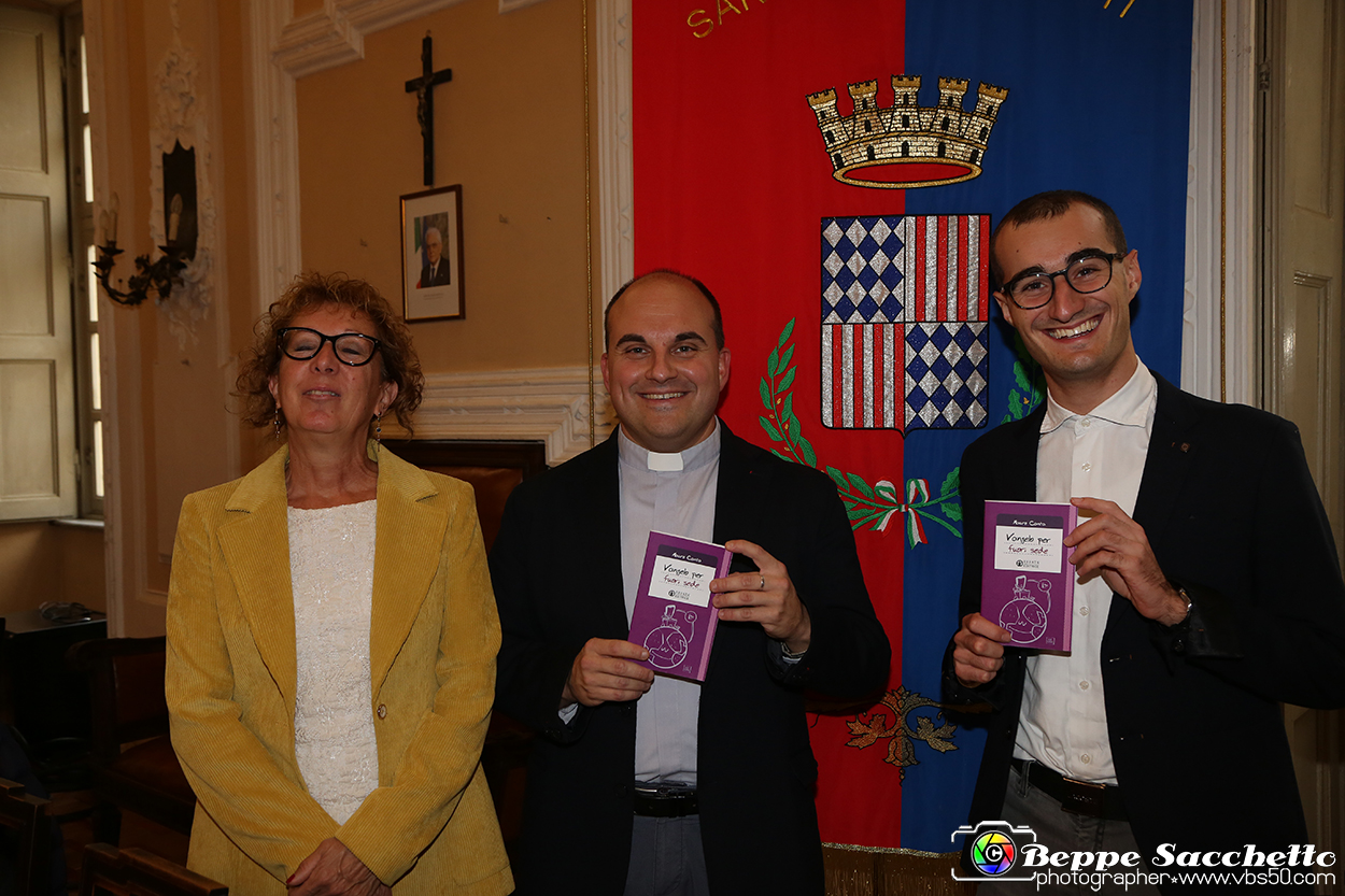 VBS_3223 - Presentazione Libro 'Vangelo per Fuori Sede' di Don Mauro Canta.jpg